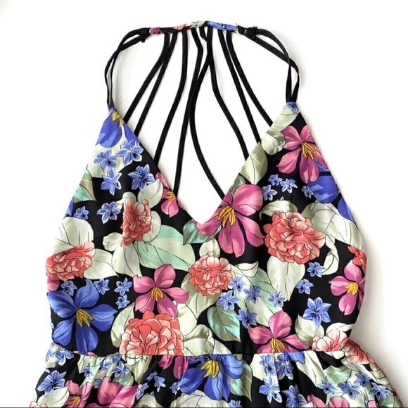 Forever 21 maxi dress, with halter top & open back.  NWT - Picture 11 of 12